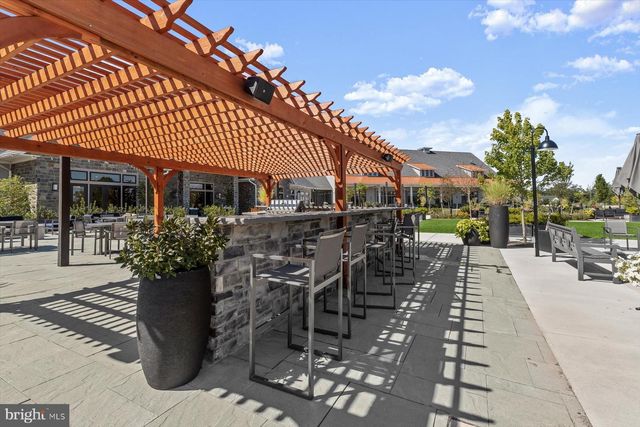 371 QUIET CREEK DR, Gettysburg, PA 17325