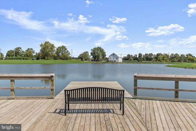 371 QUIET CREEK DR, Gettysburg, PA 17325