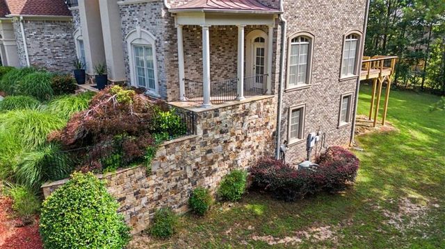 942 Artistry Way, Fairburn, GA 30213