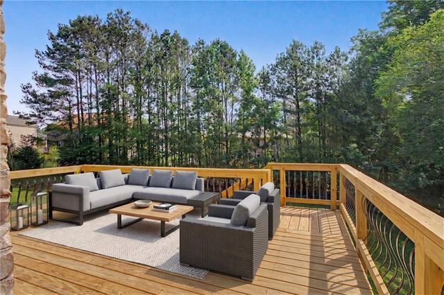 942 Artistry Way, Fairburn, GA 30213