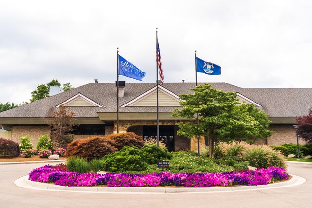 2553 Ravines Trail Drive SW, Byron Center, MI 49315