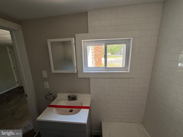 395 TANSBORO RD, Berlin, NJ 08009
