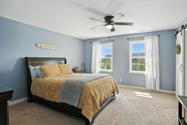 688 Village Pkwy, Lowell, IN 46356