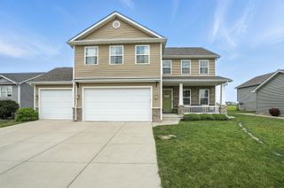 688 Village Pkwy, Lowell, IN 46356