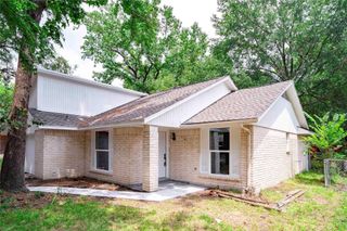 9214 Woodland Oaks Drive, Houston, TX 77040