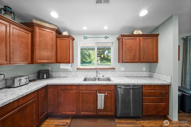 19306 128th Ave SE, Yelm, WA 98597