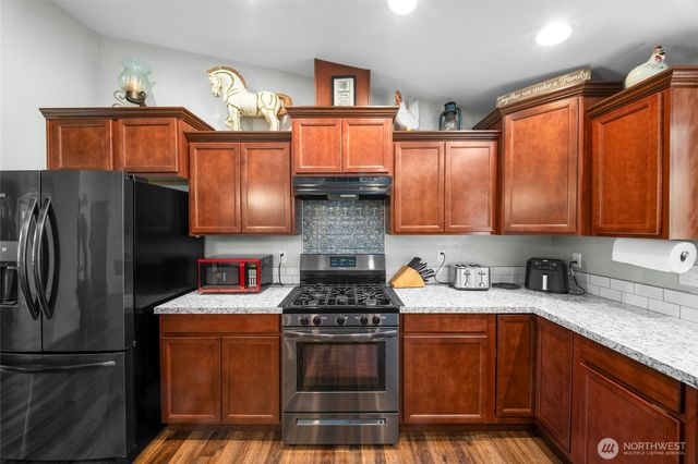 19306 128th Ave SE, Yelm, WA 98597
