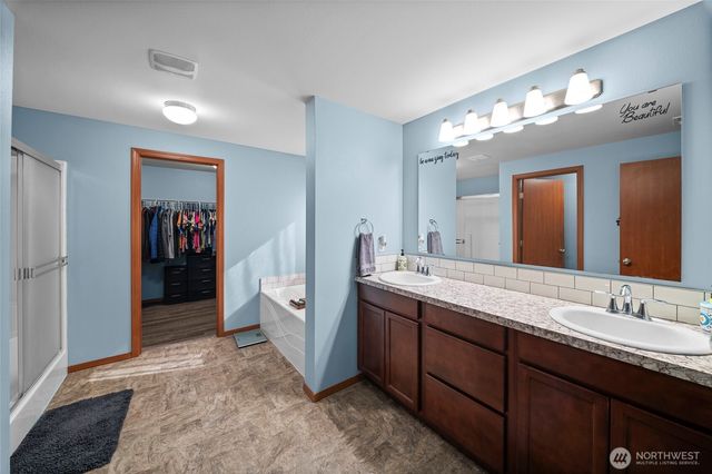 19306 128th Ave SE, Yelm, WA 98597