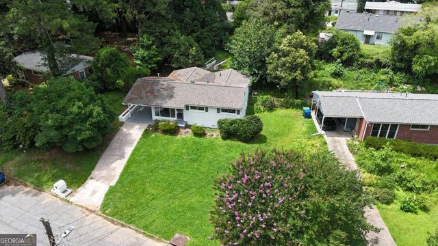 2559 Dale Creek Drive NW, Atlanta, GA 30318