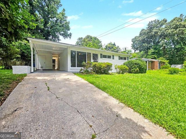 2559 Dale Creek Drive NW, Atlanta, GA 30318
