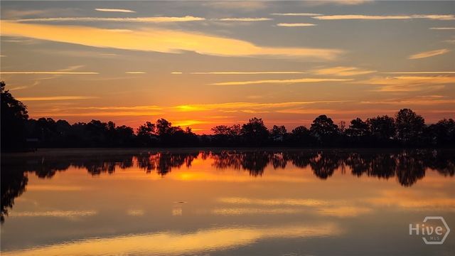 941 Lake Drive, Midway, GA 31320