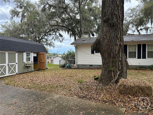 941 Lake Drive, Midway, GA 31320