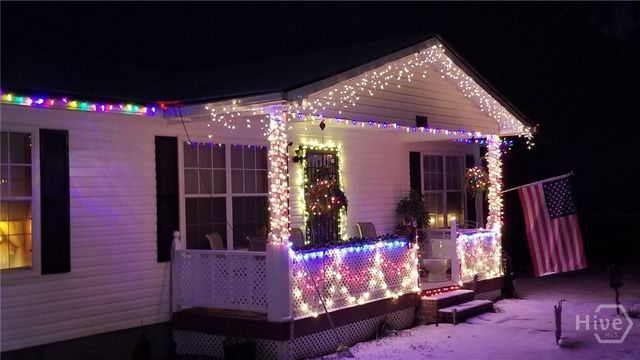 941 Lake Drive, Midway, GA 31320