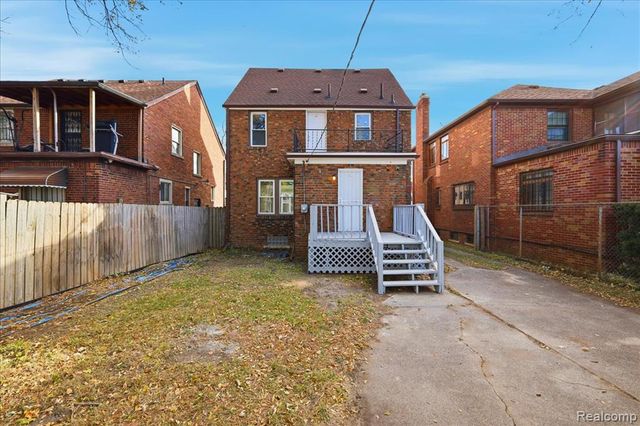 18961 Pennington Drive, Detroit, MI 48221