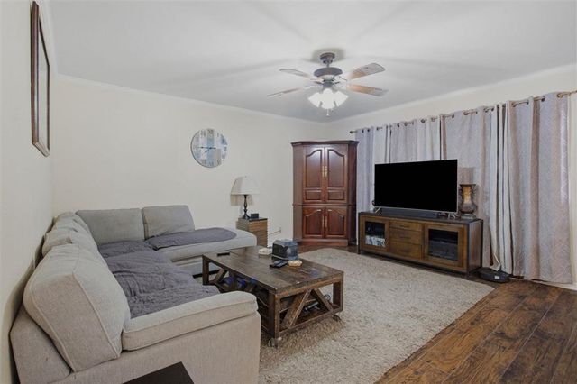 4320 Ashland Street, Lake Charles, LA 70605