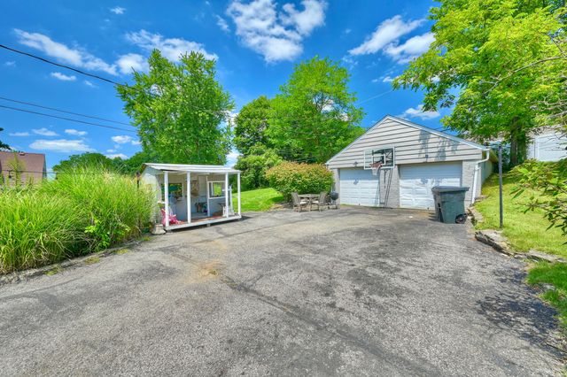 102 Pleasant Ridge Avenue, Fort Mitchell, KY 41017
