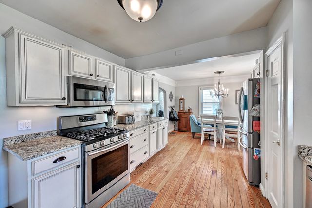 102 Pleasant Ridge Avenue, Fort Mitchell, KY 41017