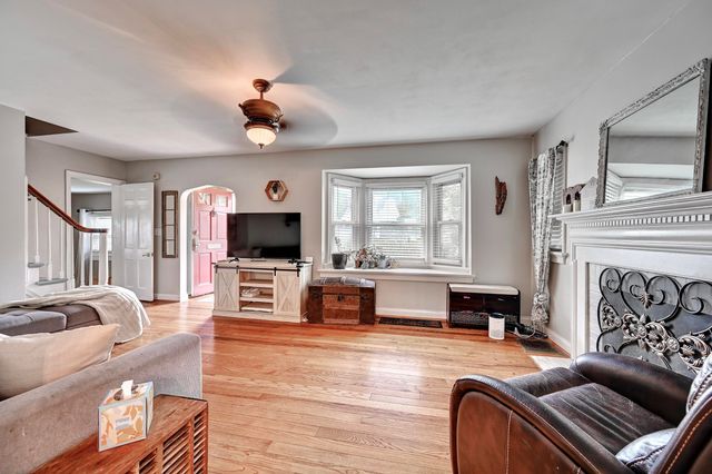 102 Pleasant Ridge Avenue, Fort Mitchell, KY 41017