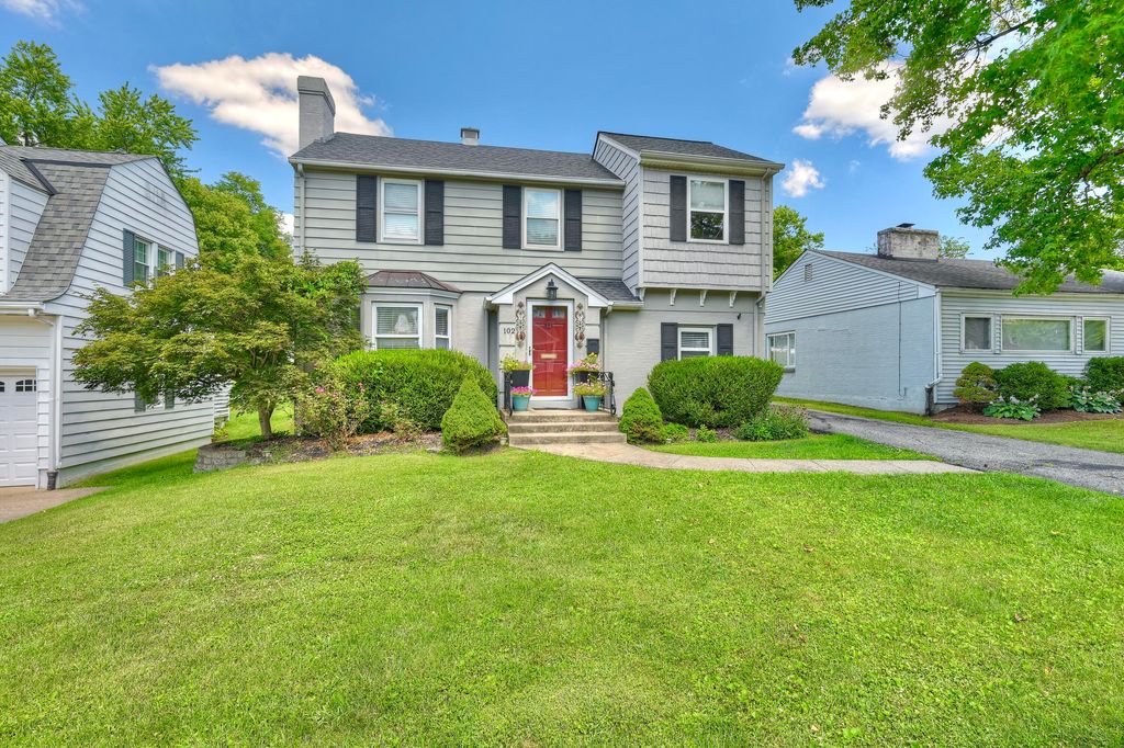102 Pleasant Ridge Avenue, Fort Mitchell, KY 41017