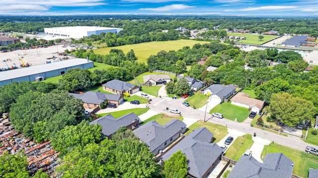 4902 Rimwood Drive, Balch Springs, TX 75180