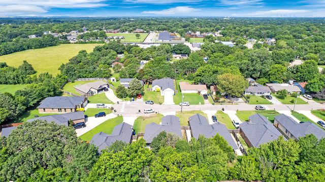 4902 Rimwood Drive, Balch Springs, TX 75180
