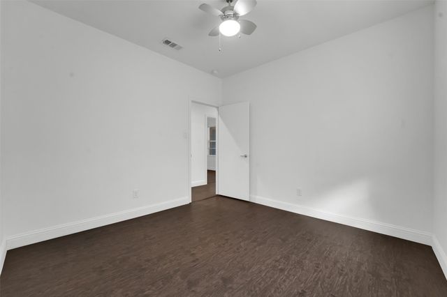 4902 Rimwood Drive, Balch Springs, TX 75180