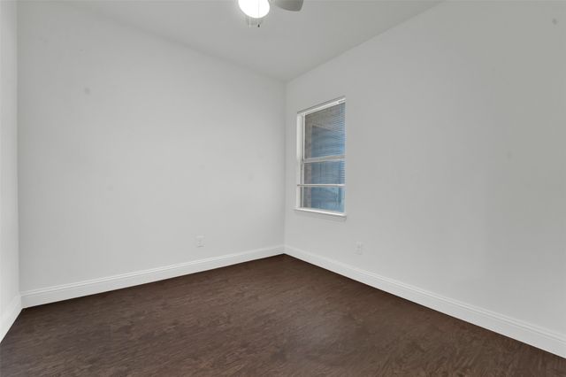 4902 Rimwood Drive, Balch Springs, TX 75180