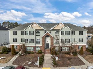 1625 Cherry Blossom Lane 304, Winston-salem, NC 27127