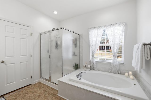 18 Neyland Drive, Fountain Inn, SC 29644