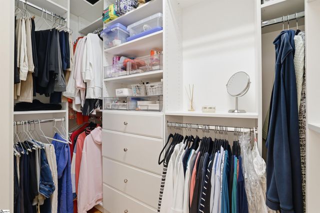 18 Neyland Drive, Fountain Inn, SC 29644