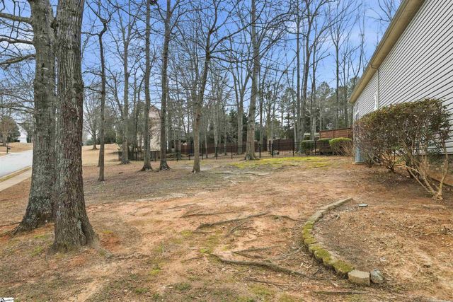 18 Neyland Drive, Fountain Inn, SC 29644
