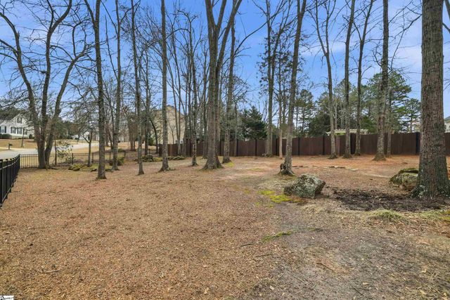 18 Neyland Drive, Fountain Inn, SC 29644