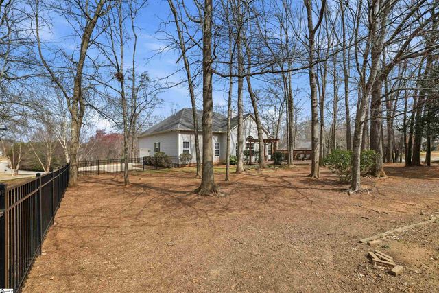 18 Neyland Drive, Fountain Inn, SC 29644