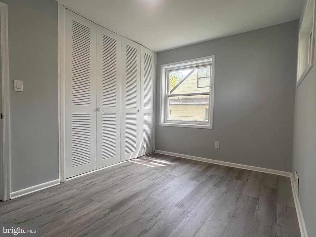 Image 17 of property listing at 1702 MCAULIFFE DR, Rockville, MD 20851