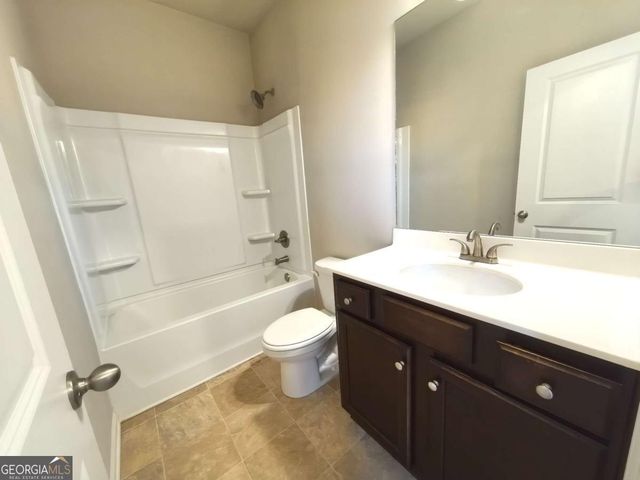 3068 Ivy Crossing Drive, Buford, GA 30519