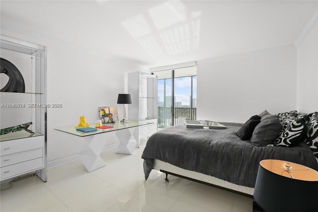 20301 W Country Club Drive 1226, Aventura, FL 33180