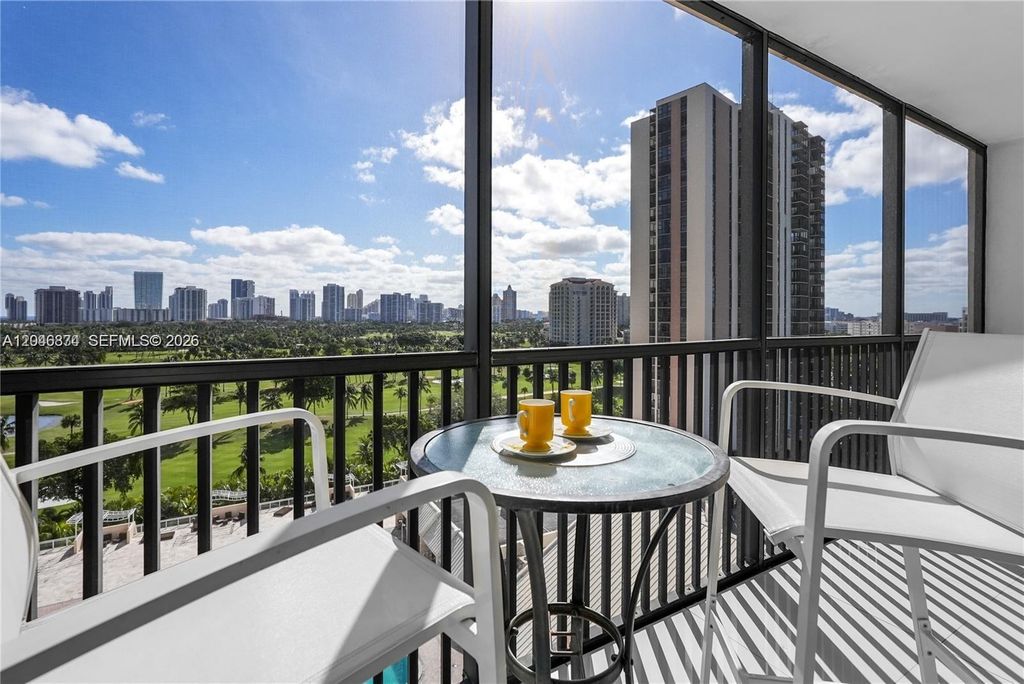 20301 W Country Club Drive 1226, Aventura, FL 33180