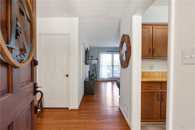 2037 Pine Tree Trail, Gainesville, GA 30501