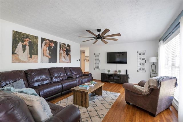 2037 Pine Tree Trail, Gainesville, GA 30501