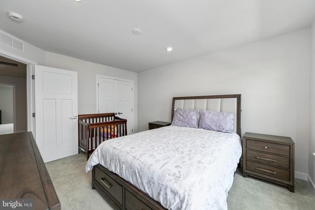 34 SAGE WAY, Mount Laurel, NJ 08054