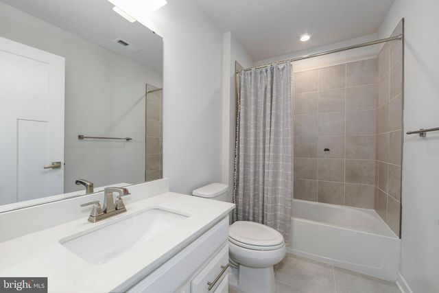 34 SAGE WAY, Mount Laurel, NJ 08054