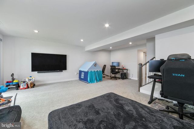 34 SAGE WAY, Mount Laurel, NJ 08054