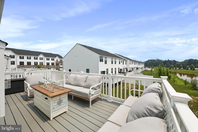 34 SAGE WAY, Mount Laurel, NJ 08054
