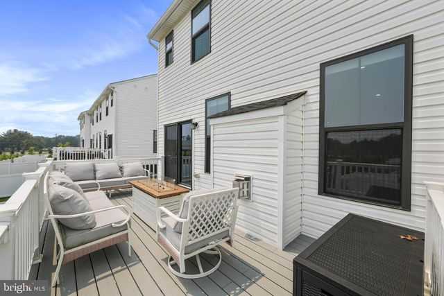 34 SAGE WAY, Mount Laurel, NJ 08054