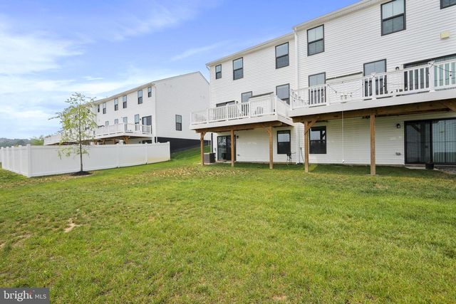 34 SAGE WAY, Mount Laurel, NJ 08054