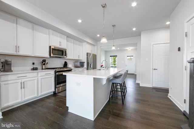 34 SAGE WAY, Mount Laurel, NJ 08054