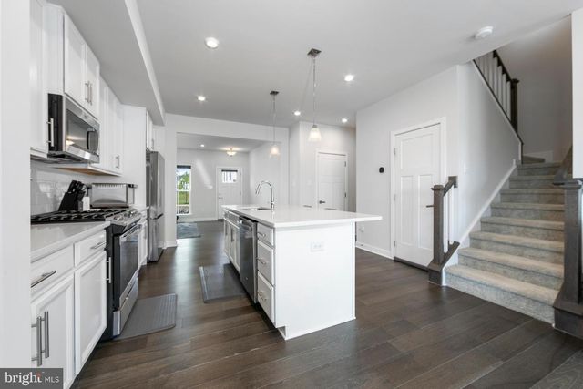 34 SAGE WAY, Mount Laurel, NJ 08054