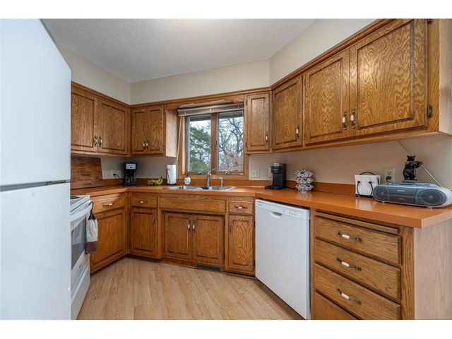 220 W Lower Pine Lake Court, Star Prairie, WI 54026