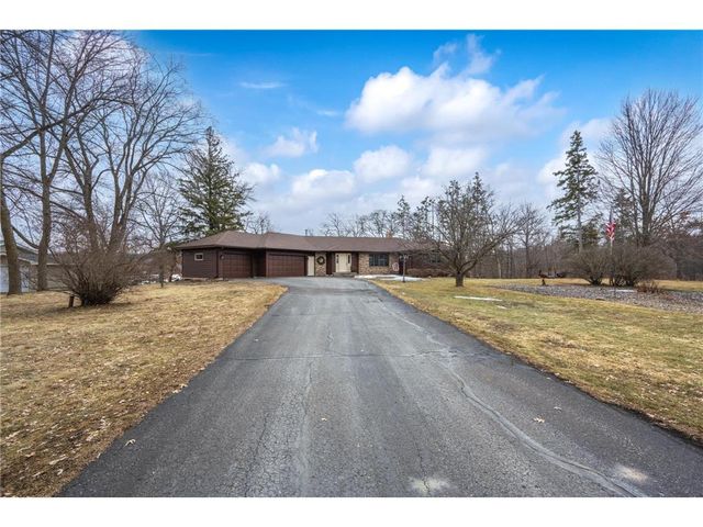 220 W Lower Pine Lake Court, Star Prairie, WI 54026