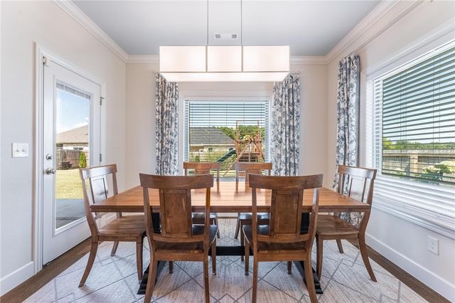 5648 Lavender Avenue, Springdale, AR 72762